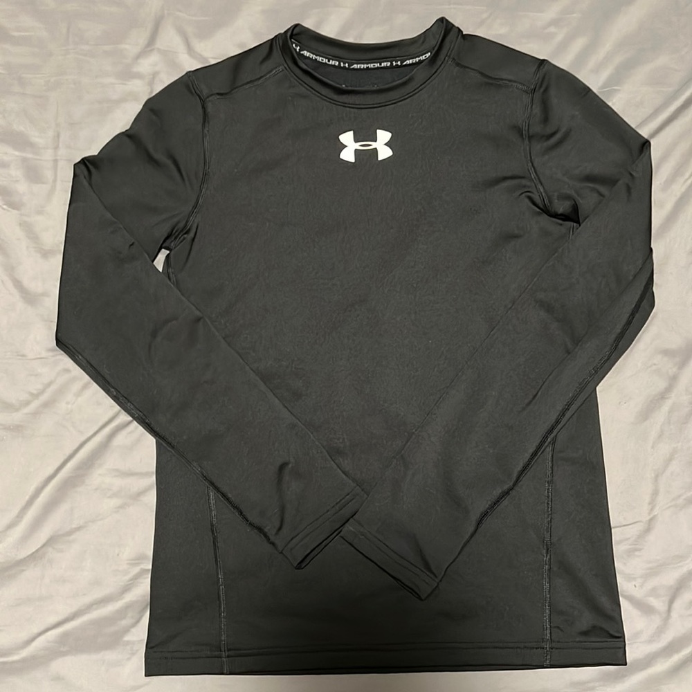 Youth black under armor long sleeve